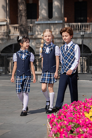 Жилет для мальчика ПРЕЗИДЕНТ цвет синяя клетка 