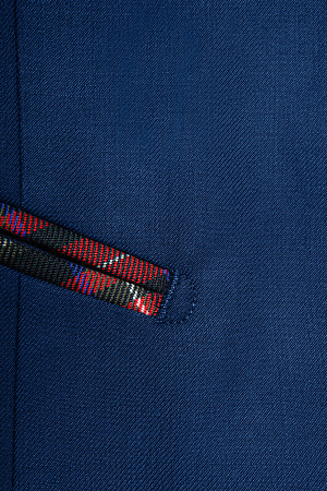 Жилет для девочки РОЗА цвет синий 015 красная клетка